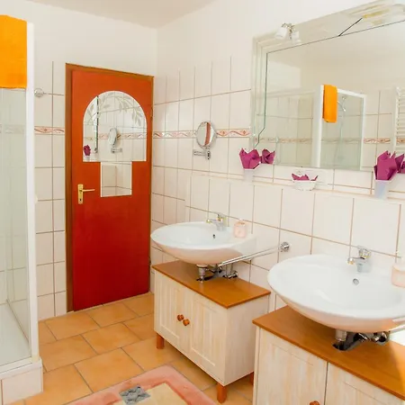 Apartment Komfortables In Mit Grill